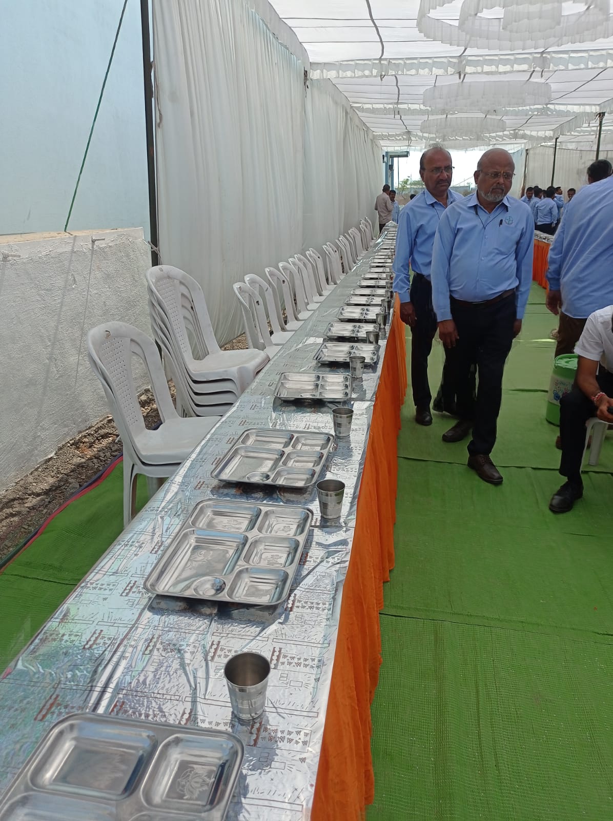 Banquet Table Arrangement Thalis